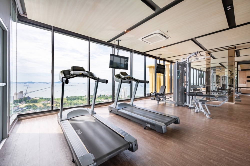 ให้เช่าคอนโดศรีราชา แหลมฉบัง บ้านบึง : 🏖️ให้เช่าคอนโด ไนท์บริดจ์ ดิ โอเชี่ยน ศรีราชา 2 ห้องนอน 57 ตรม. (Service residence by Hampton)  ✅รับสัญญาระยะตั้งแต่ 1 เดือนขึ้นไป