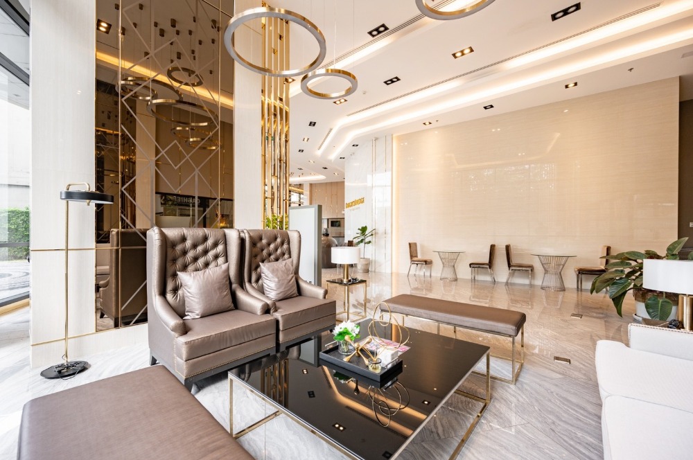 ให้เช่าคอนโดศรีราชา แหลมฉบัง บ้านบึง : 🏖️ให้เช่าคอนโด ไนท์บริดจ์ ดิ โอเชี่ยน ศรีราชา 2 ห้องนอน 57 ตรม. (Service residence by Hampton)  ✅รับสัญญาระยะตั้งแต่ 1 เดือนขึ้นไป