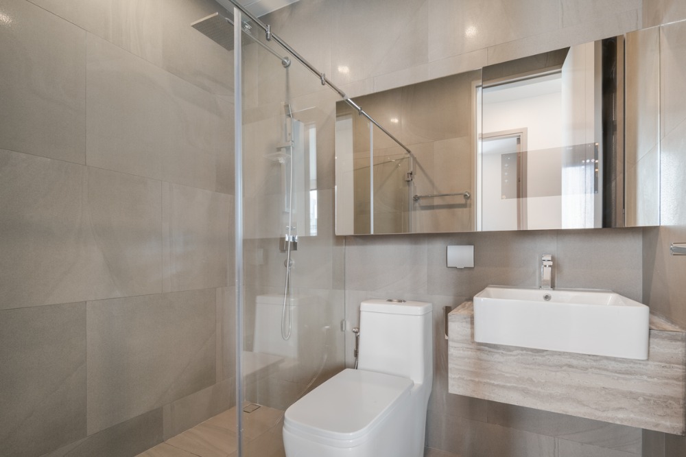 ให้เช่าคอนโดราชเทวี พญาไท : ✅𝗥𝗲𝗮𝗱𝘆 𝘁𝗼 𝗺𝗼𝘃𝗲 𝗶𝗻 2 Bedroom with Free WIFI @ Park Origin Phayathai (Hampton Residence Phayathai) Accept a minimum 6-month contract