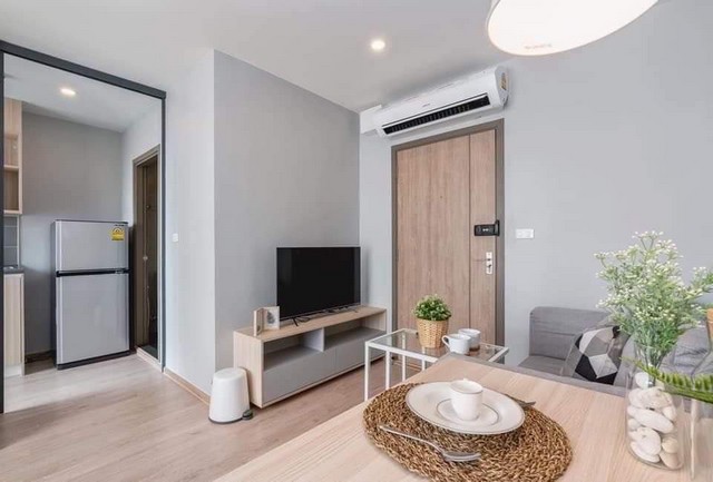 For RentCondoBangna, Bearing, Lasalle : Available for rent, Ideo O2, interested in negotiating price @condobkk (with @ too). Room for rent very quickly.