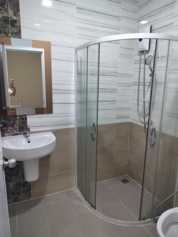 ให้เช่าทาวน์โฮมบางแค เพชรเกษม : ปล่อยเช่า ด่วน ทาวเฮ้าโกลเด้นทาว์ 2 บางแค ใกล้ mrt หลักสอง