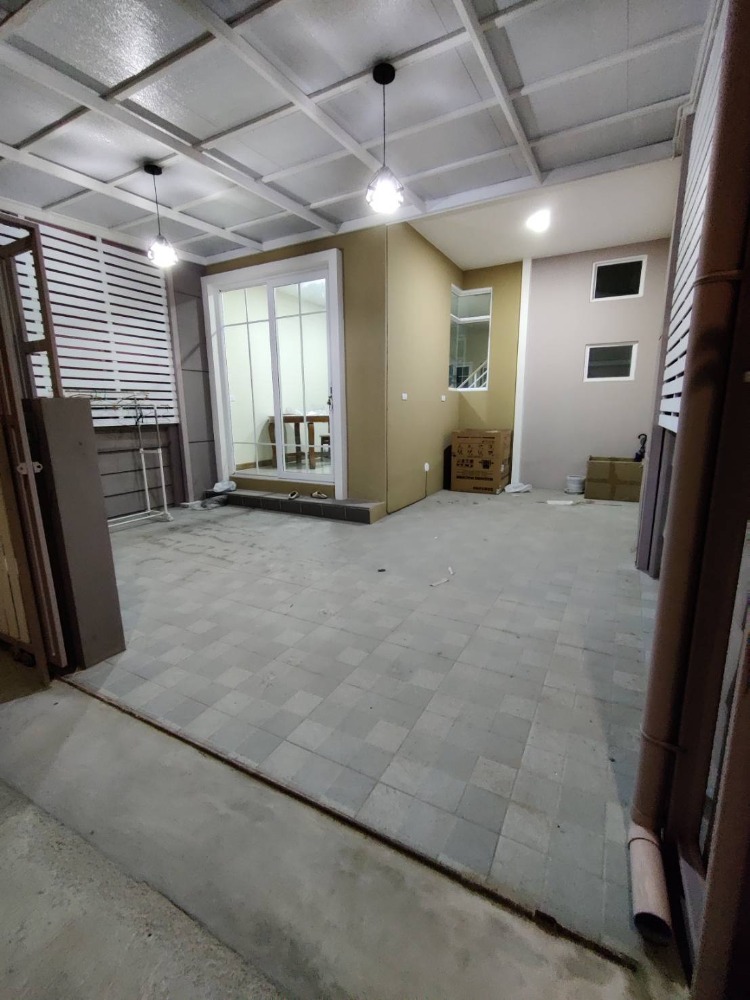 ให้เช่าทาวน์โฮมบางแค เพชรเกษม : ปล่อยเช่า ด่วน ทาวเฮ้าโกลเด้นทาว์ 2 บางแค ใกล้ mrt หลักสอง