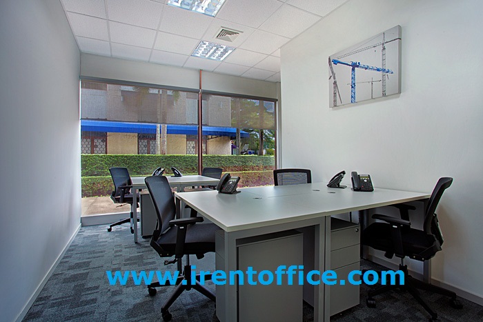 ให้เช่าสำนักงานภูเก็ต : ออฟฟิศให้เช่า ภูเก็ต ตกแต่งพร้อมใช้ โรงแรมรอยัลภูเก็ตมารีน่า บิสซิเนสเซ็นเตอร์ มีพนักงาน 1 ท่านขึ้นไป ถนนเทพกระษัตรี ต.เกาะแก้ว อ.เมือง โทร 025125909,  084-543-4833 ดูข้อมูลอาคารอื่นที่ www.irentoffice.com ยินดีรับฝากขาย