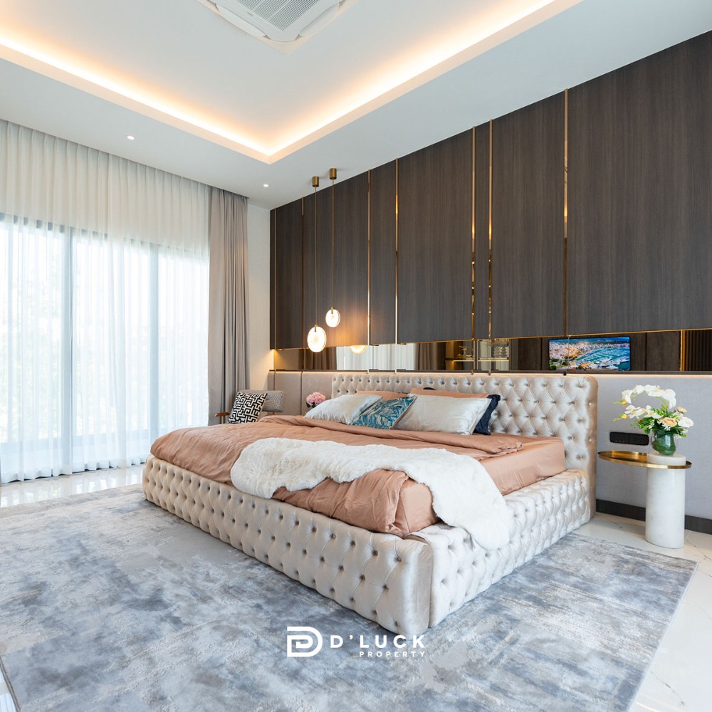 ขายพัทยา บางแสน ชลบุรี สัตหีบ : ขายบ้านพูลวิลล่าพัทยา ใกล้ทะเล 70 เมตร ในเมืองพัทยา 6 ห้องนอนพร้อมอยู่