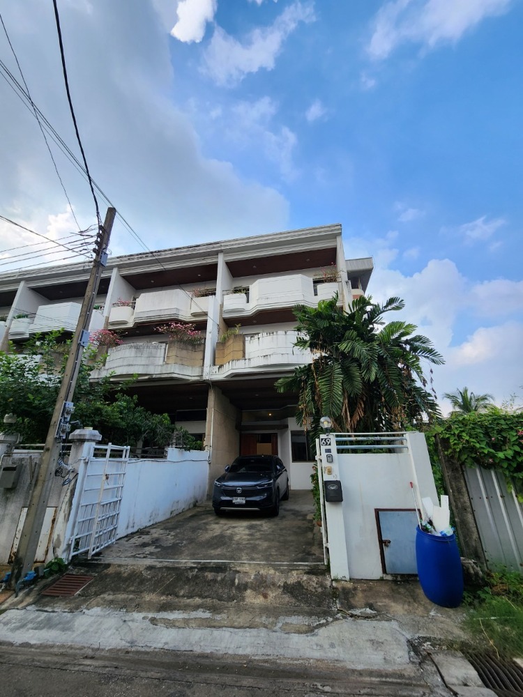 ให้เช่าทาวน์โฮมอ่อนนุช อุดมสุข : 🔥Best Deal🔥ให้เช่าทาวน์เฮ้าส์ 3 ชั้น สุขุมวิท 99 ห่างจาก BTS บางจาก 300 เมตร