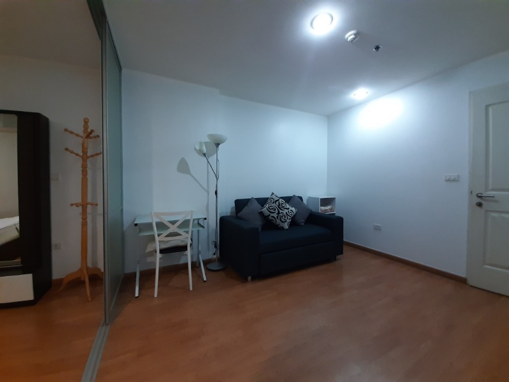 For RentCondoSapankwai,Jatujak : Spacious room, comfortable, U Delight Chatuchak project, near BTS, very convenient to travel