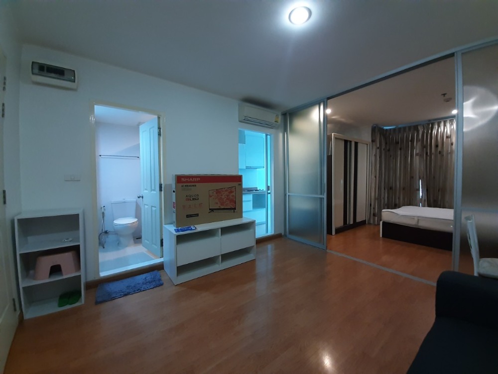 For RentCondoSapankwai,Jatujak : Spacious room, comfortable, U Delight Chatuchak project, near BTS, very convenient to travel