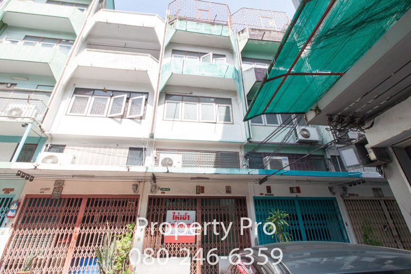 For SaleShop HouseWongwianyai, Charoennakor : 5 Storey Commercial Building for Sale Near ICON SIAM, BTS Khlong San, Wongwian Yai, Krung Thon Buri, Somdet Chao Phraya Hospital : MF24S-012