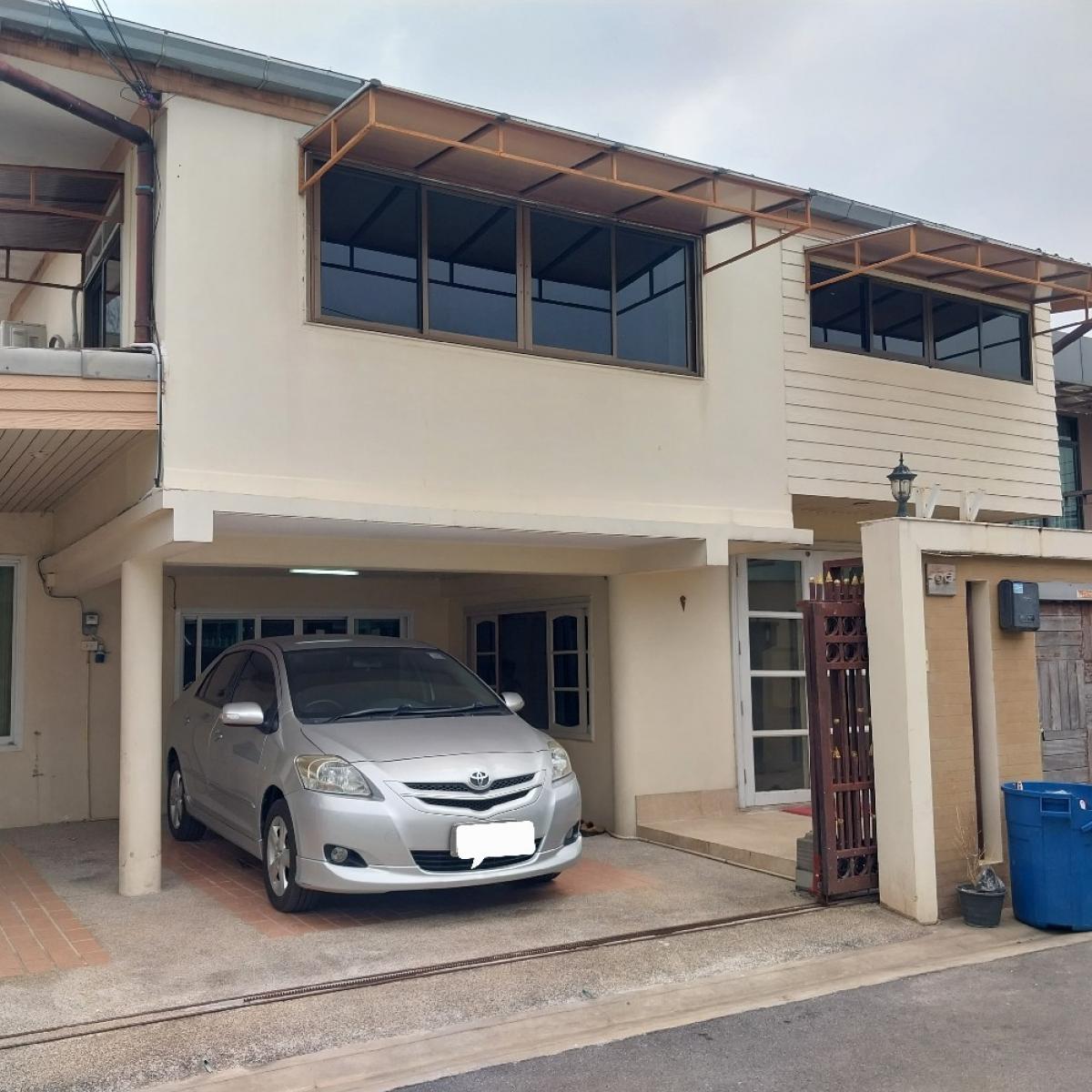 For RentHouseRatchadapisek, Huaikwang, Suttisan : 2-storey detached house for rent, Soi Sabaijai, Sutthisan, Huaykwang