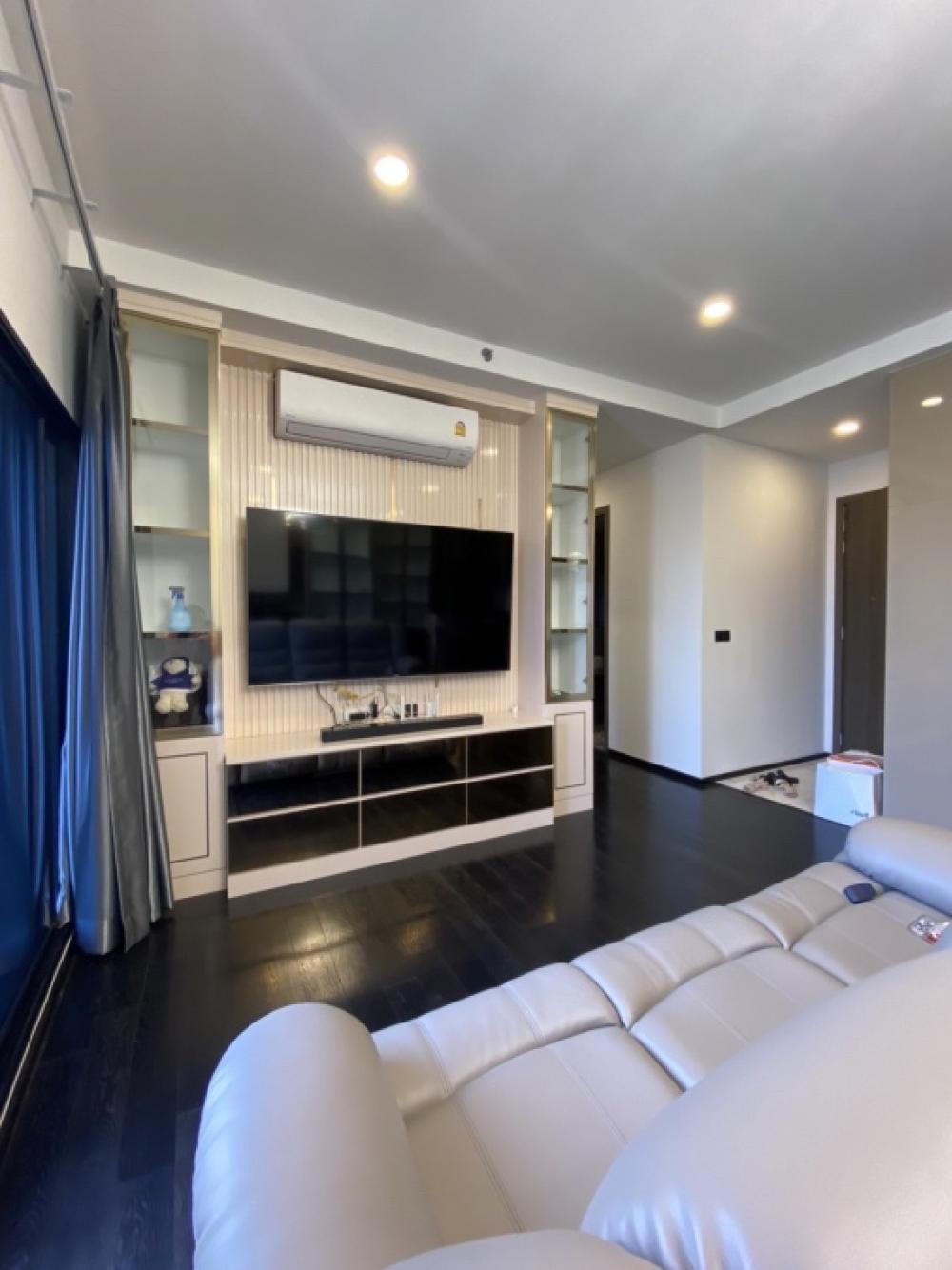 For RentCondoSukhumvit, Asoke, Thonglor : 🔥Available Now🔥Park Origin Thonglor 2-2BR 67sqm. High Fl. 082-459-4297