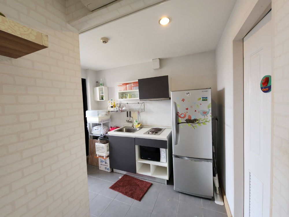 For SaleCondoBangna, Bearing, Lasalle : **Price reduction**Vacant room. Sold with tenant, electrical appliances and furniture, ready to move in**For sale/SALE**South corner room**The Nich Mono Bangna, very beautiful view, has washing machine, good price, you have to hurry**