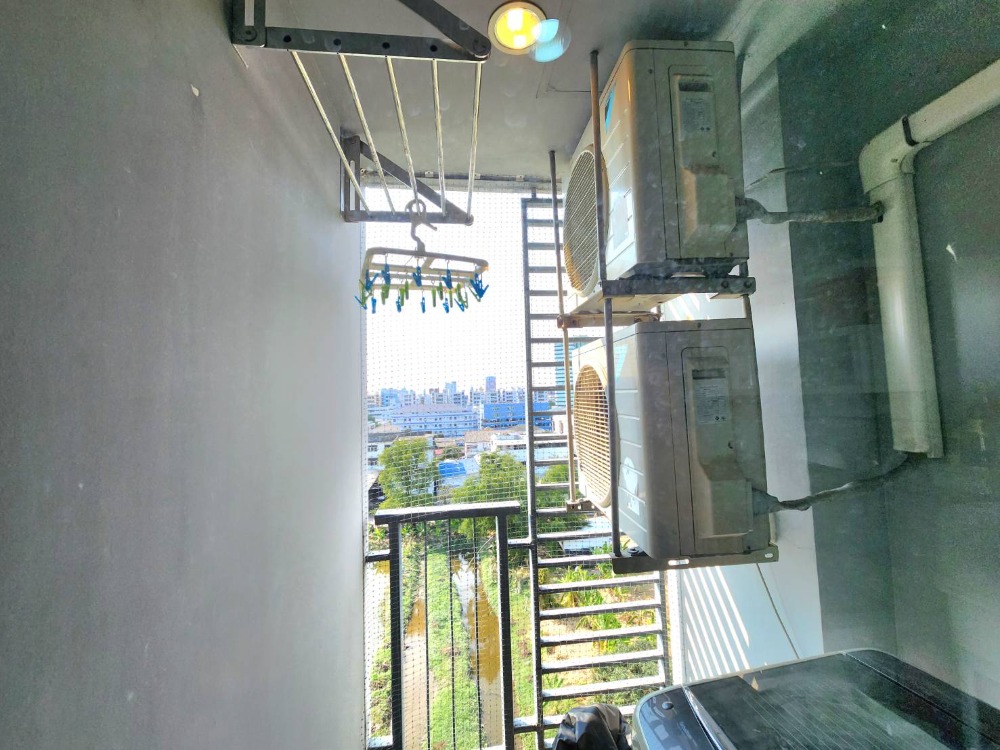 For SaleCondoBangna, Bearing, Lasalle : **Price reduction**Vacant room. Sold with tenant, electrical appliances and furniture, ready to move in**For sale/SALE**South corner room**The Nich Mono Bangna, very beautiful view, has washing machine, good price, you have to hurry**