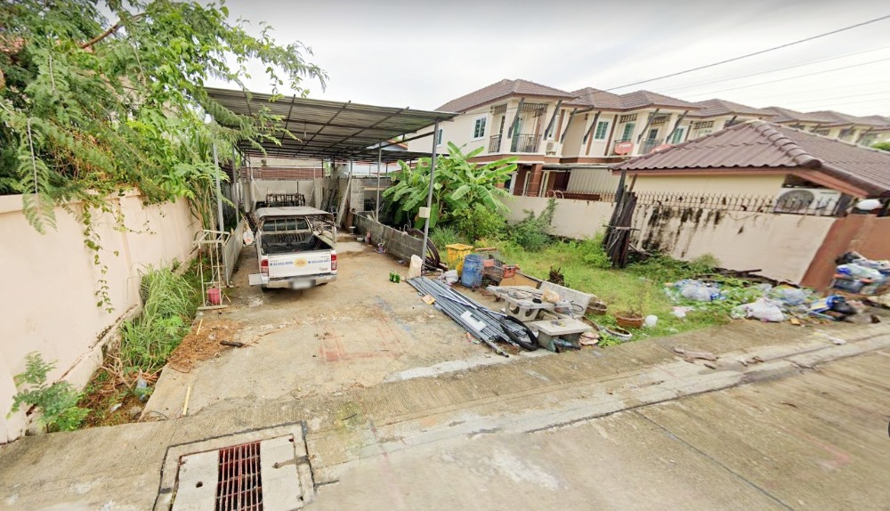 For SaleLandNawamin, Ramindra : Land for sale 88 square meters, Soi Nawamin 85, can go out in many directions suitable for building a house or home office