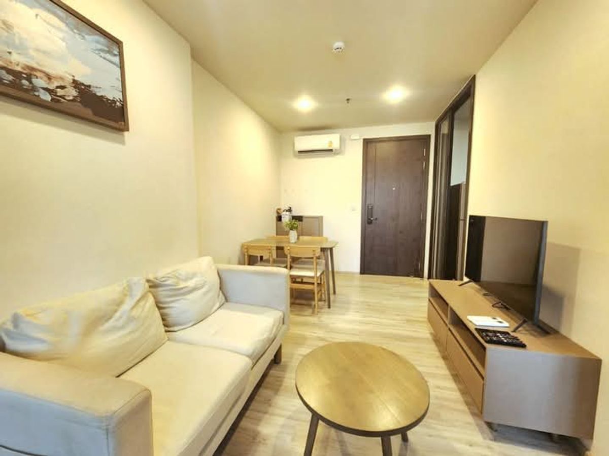 For RentCondoRatchadapisek, Huaikwang, Suttisan : 🔴18,000🔴𝐂𝐨𝐧𝐝𝐨 𝐗𝐓 𝐇𝐮𝐚𝐢𝐤𝐡𝐰𝐚𝐧𝐠 𝐇𝐮𝐚𝐢𝐤𝐡𝐰𝐚𝐧𝐠 Condo XT Huai Khwang ✅ Beautiful room near MRT Huai Khwang (Stayed 5 May 68) Welcome to service 🙏

 🔸: 𝗜𝗗 𝗟𝗜𝗡𝗘: @bbcondo88  
 🔸: Property code 6804-2908