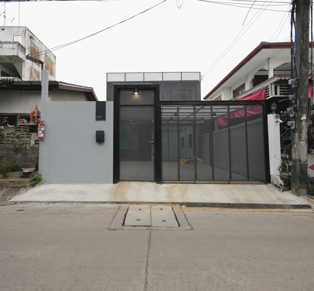 ขายบ้านปทุมธานี รังสิต ธรรมศาสตร์ : บ้านเดี่ยว-รังสิตคลอง 2 ธัญบุรี พร้อมอยู่ ราคาต่อรองได้**