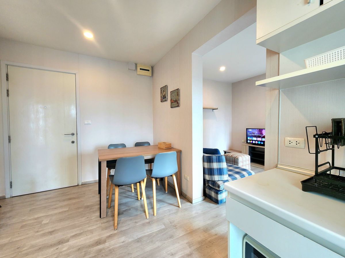 For RentCondoNonthaburi, Bang Yai, Bangbuathong : Status as shown in the cover photo** Room available, 2 balconies, north side, 4 air conditioners!!**For rent, Plum Condo Central Station Phase 1, 2 bedrooms, ready to move in**Rooms like this don't come around often SN490 .31