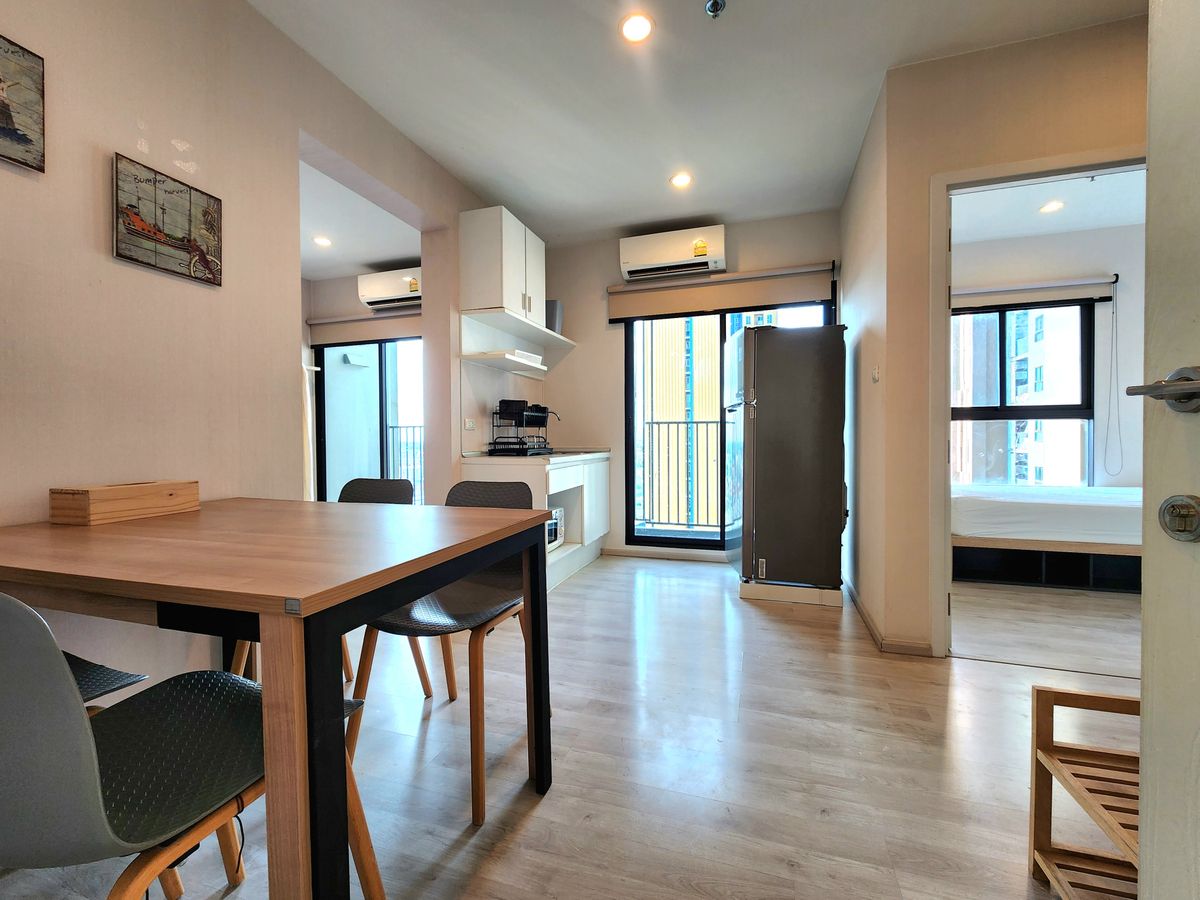 For RentCondoNonthaburi, Bang Yai, Bangbuathong : Status as shown in the cover photo** Room available, 2 balconies, north side, 4 air conditioners!!**For rent, Plum Condo Central Station Phase 1, 2 bedrooms, ready to move in**Rooms like this don't come around often SN490 .31
