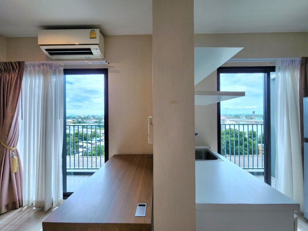 For RentCondoNonthaburi, Bang Yai, Bangbuathong : ** Empty room, beautiful room, with after-rental care ** For rent, Plum Condo Central Station Phase 2, 2 bedrooms, 2 bathrooms, 10th floor, not loud, waiting for the elevator for a long time SN490.32