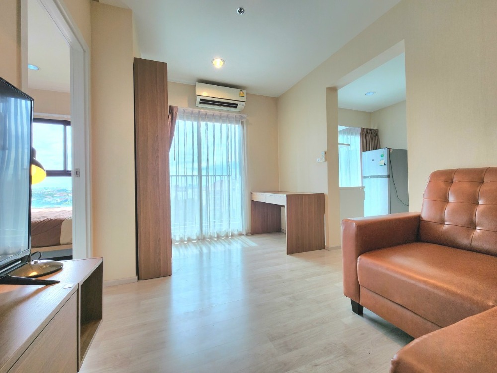 For RentCondoNonthaburi, Bang Yai, Bangbuathong : ** Empty room, beautiful room, with after-rental care ** For rent, Plum Condo Central Station Phase 2, 2 bedrooms, 2 bathrooms, 10th floor, not loud, waiting for the elevator for a long time SN490.32