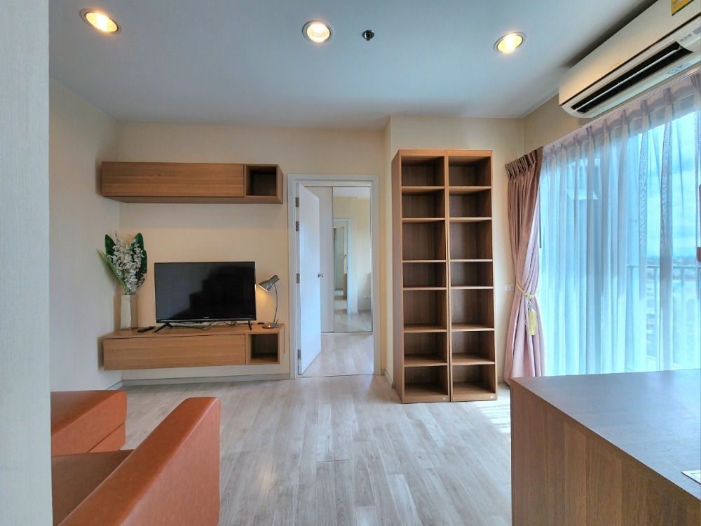For RentCondoNonthaburi, Bang Yai, Bangbuathong : ** Empty room, beautiful room, with after-rental care ** For rent, Plum Condo Central Station Phase 2, 2 bedrooms, 2 bathrooms, 10th floor, not loud, waiting for the elevator for a long time SN490.32