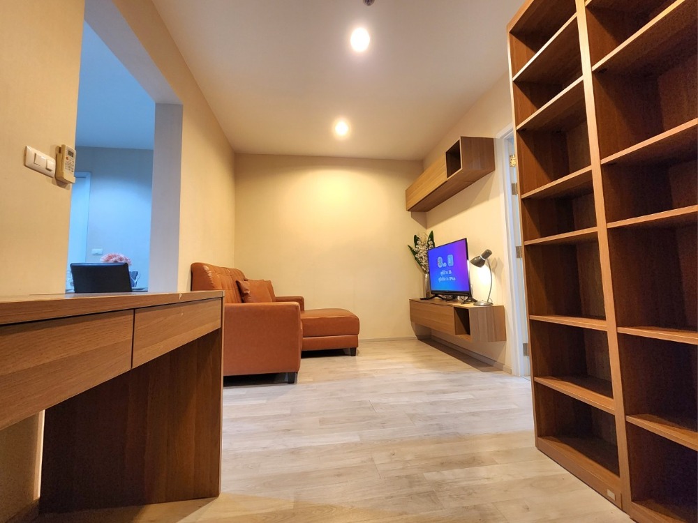 For RentCondoNonthaburi, Bang Yai, Bangbuathong : ** Empty room, beautiful room, with after-rental care ** For rent, Plum Condo Central Station Phase 2, 2 bedrooms, 2 bathrooms, 10th floor, not loud, waiting for the elevator for a long time SN490.32