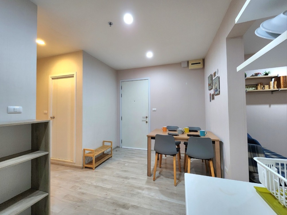 For RentCondoNonthaburi, Bang Yai, Bangbuathong : Status as shown in the cover photo** Room available, 2 balconies, north side, 4 air conditioners!!**For rent, Plum Condo Central Station Phase 1, 2 bedrooms, ready to move in**Rooms like this don't come around often SN490 .31