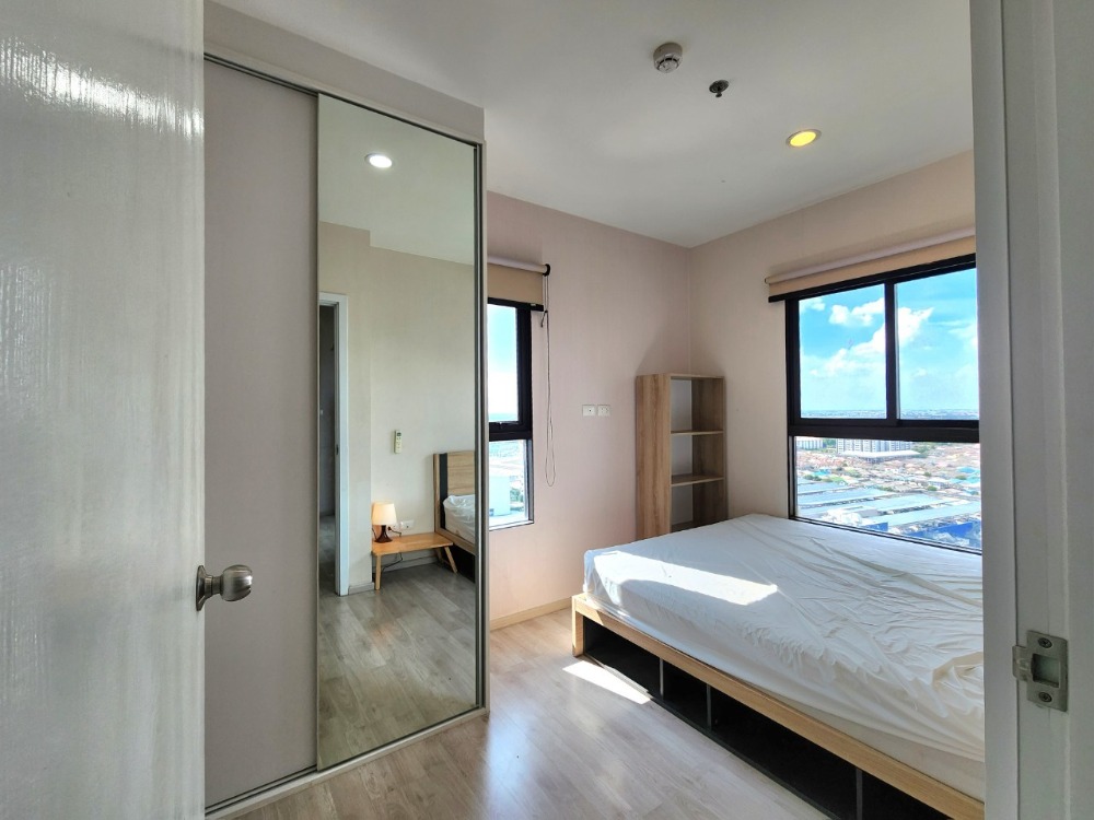 For RentCondoNonthaburi, Bang Yai, Bangbuathong : Status as shown in the cover photo** Room available, 2 balconies, north side, 4 air conditioners!!**For rent, Plum Condo Central Station Phase 1, 2 bedrooms, ready to move in**Rooms like this don't come around often SN490 .31