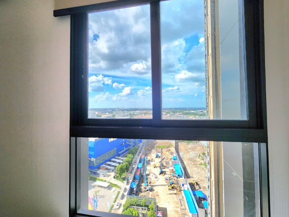 For RentCondoNonthaburi, Bang Yai, Bangbuathong : Status as shown in the cover photo** Room available, 2 balconies, north side, 4 air conditioners!!**For rent, Plum Condo Central Station Phase 1, 2 bedrooms, ready to move in**Rooms like this don't come around often SN490 .31