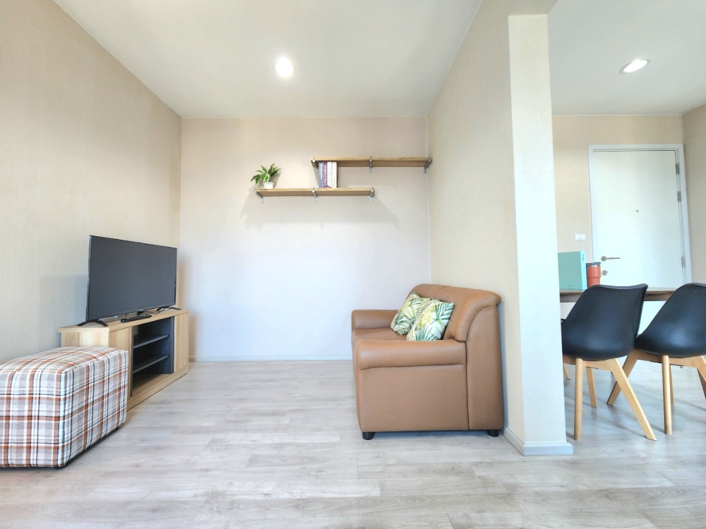 For RentCondoNonthaburi, Bang Yai, Bangbuathong : Status as shown in the cover photo**Room available, very beautifully decorated, beautiful view** For rent, Plum Condo Central Station Phase 2, new condition, if you want to stay, talk to us. *There is a washing machine JSN112.12