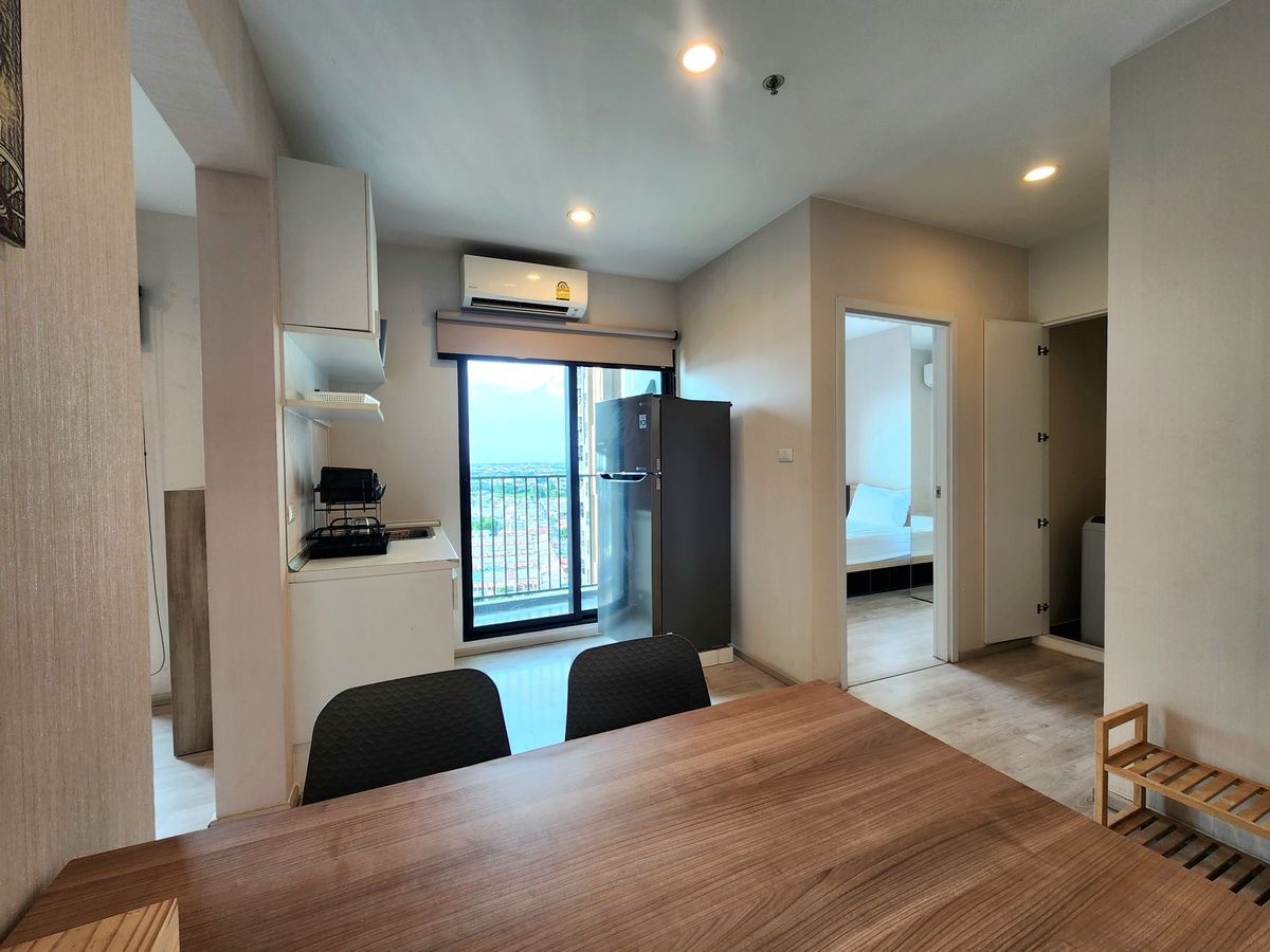 For RentCondoNonthaburi, Bang Yai, Bangbuathong : Status as shown in the cover photo** Room available, 2 balconies, north side, 4 air conditioners!!**For rent, Plum Condo Central Station Phase 1, 2 bedrooms, ready to move in**Rooms like this don't come around often SN490 .31