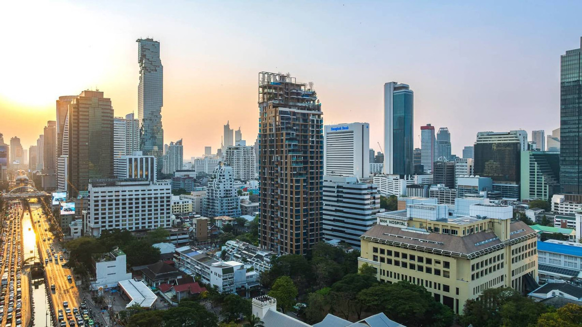 ขายดาวน์คอนโดสีลม ศาลาแดง บางรัก : ขาย 1 bed 34.58 sqm ROMM CONVENT ใกล้โรงเรียนเซนต์โย ใกล้btsศาลาเเดงเเละช่องนนทรี ชั้น 5  ขายเพียง🔥 8.59 ลบ. ส่วนกลางจัดเต็ม4ชั้น ที่จอดรถ 110% ตำเเหน่งวิวตึกมหานคร