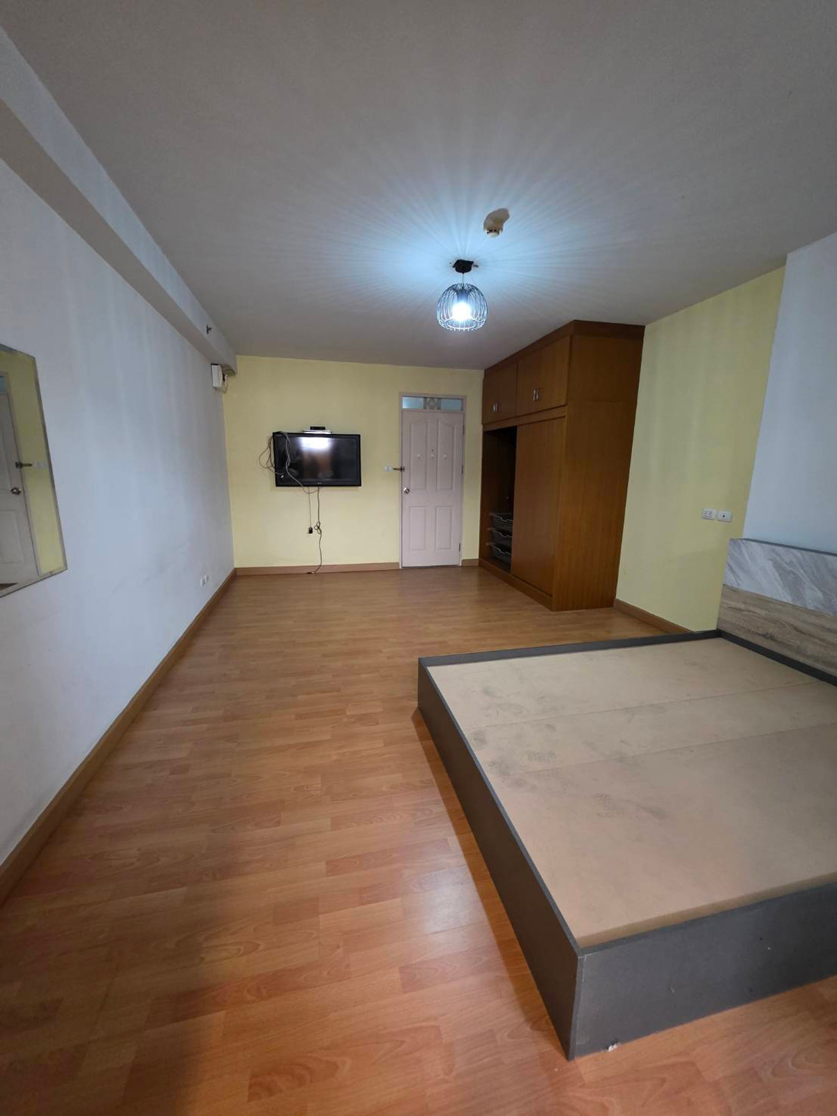 For RentCondoOnnut, Udomsuk : Condo for rent near BTS Udomsuk, only 250 meters, near fresh market