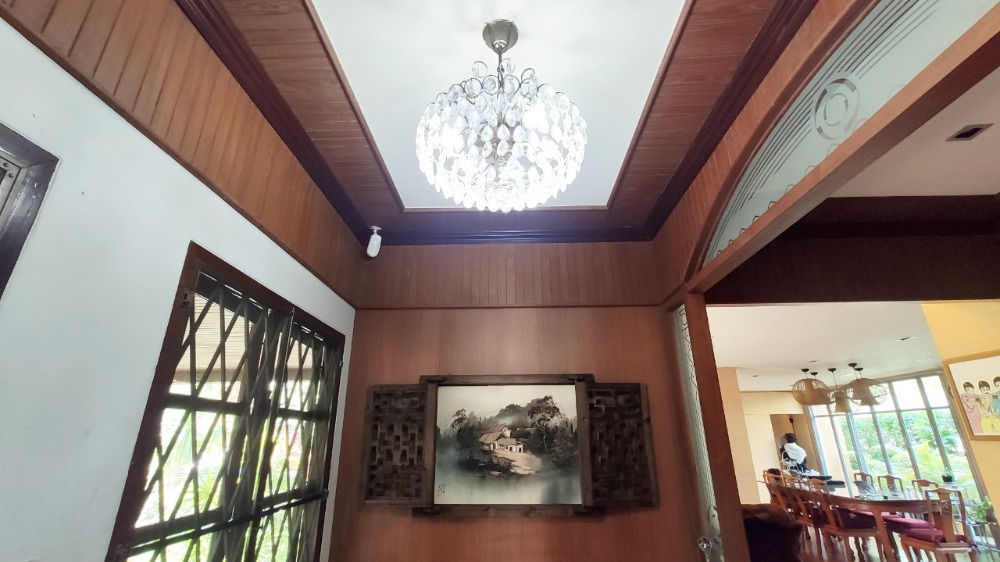 ขายบ้านพุทธมณฑล ศาลายา : ขาย บ้านเดี่ยว 2 ชั้น 216 ตารางวา หมู่บ้าน กฤษดานคร 18 ติดถนนพุทธมณฑลสาย 3 แขวงศาลาธรรมสพน์ เขตทวีวัฒนา กรุงเทพมหานคร