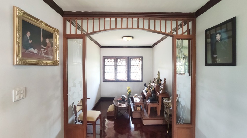 ขายบ้านพุทธมณฑล ศาลายา : ขาย บ้านเดี่ยว 2 ชั้น 216 ตารางวา หมู่บ้าน กฤษดานคร 18 ติดถนนพุทธมณฑลสาย 3 แขวงศาลาธรรมสพน์ เขตทวีวัฒนา กรุงเทพมหานคร