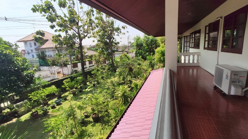 ขายบ้านพุทธมณฑล ศาลายา : ขาย บ้านเดี่ยว 2 ชั้น 216 ตารางวา หมู่บ้าน กฤษดานคร 18 ติดถนนพุทธมณฑลสาย 3 แขวงศาลาธรรมสพน์ เขตทวีวัฒนา กรุงเทพมหานคร