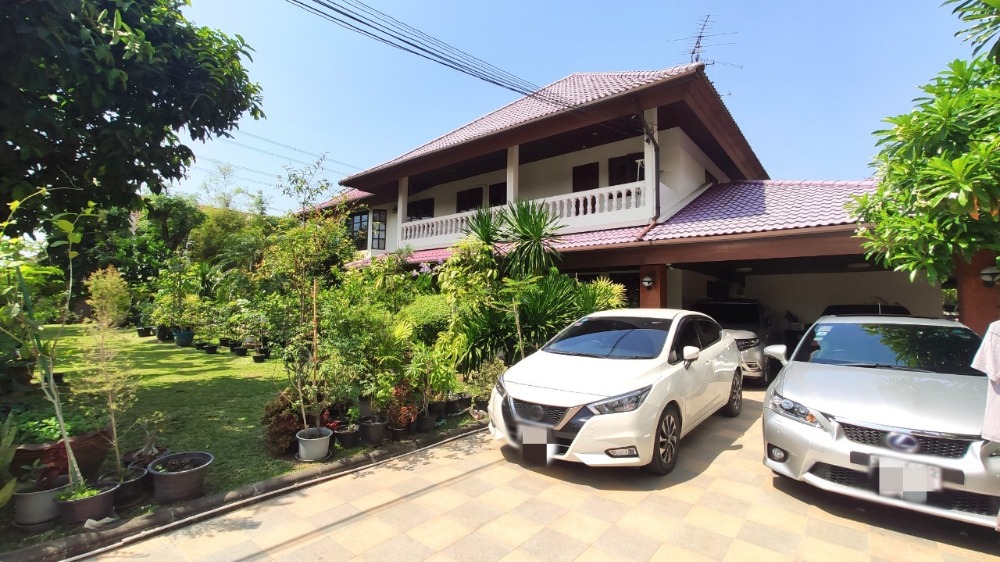 ขายบ้านพุทธมณฑล ศาลายา : ขาย บ้านเดี่ยว 2 ชั้น 216 ตารางวา หมู่บ้าน กฤษดานคร 18 ติดถนนพุทธมณฑลสาย 3 แขวงศาลาธรรมสพน์ เขตทวีวัฒนา กรุงเทพมหานคร