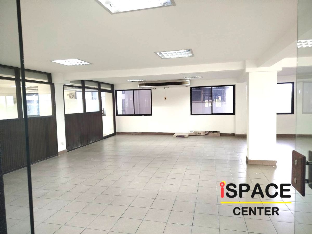 ให้เช่าสำนักงานวงเวียนใหญ่ เจริญนคร : ⛳️ FREE บริการจัดหา ออฟฟิศ ใกล้ BTS กรุงธนบุรี และ BTS วงเวียนใหญ่ ขนาด 70,150,220 ตรม.  ใกล้ ICON SIAM มีกั้นห้องภายใน ไม่ต้องลงทุนตกแต่ง