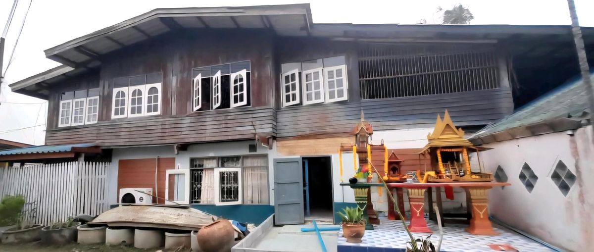ให้เช่าบ้านนครปฐม : ให้เช่าบ้านเดี่ยว2ชั้น สไตล์โบราณหน้าบ้านติดคลอง 230ตรว. ใกล้วัดเกาะแรต ต.บางปลา​ อ.บางเลน​ จ.นครปฐม