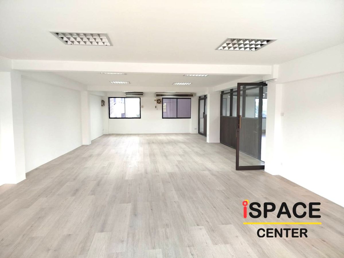 ให้เช่าสำนักงานวงเวียนใหญ่ เจริญนคร : ⛳️ FREE บริการจัดหา ออฟฟิศ ใกล้ BTS กรุงธนบุรี และ BTS วงเวียนใหญ่ ขนาด 70,150,220 ตรม.  ใกล้ ICON SIAM มีกั้นห้องภายใน ไม่ต้องลงทุนตกแต่ง