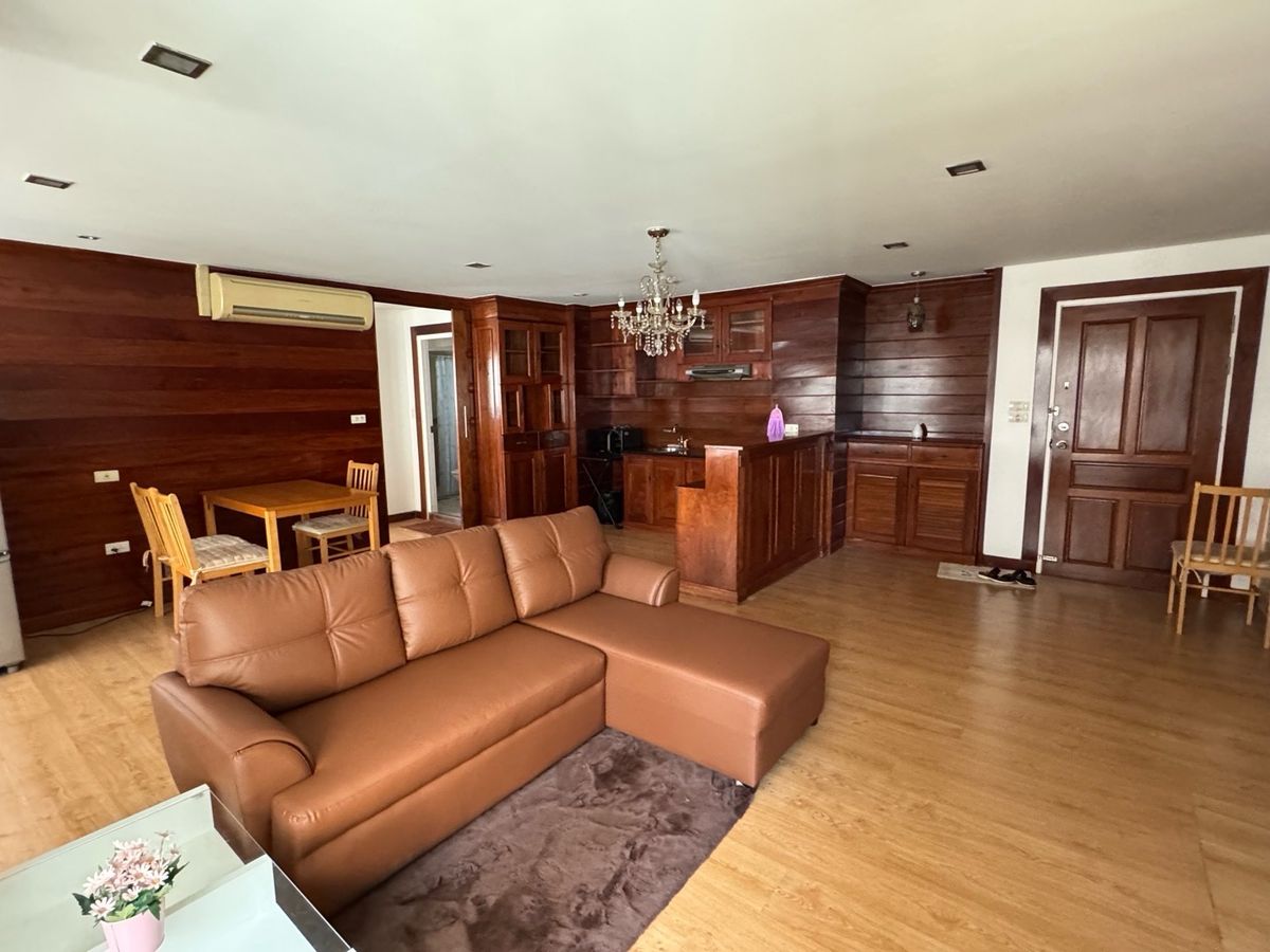 For RentCondoPattanakan, Srinakarin : Best Price : Pet Friendly Condo, Premier Place Condo Rama 9 for Sales