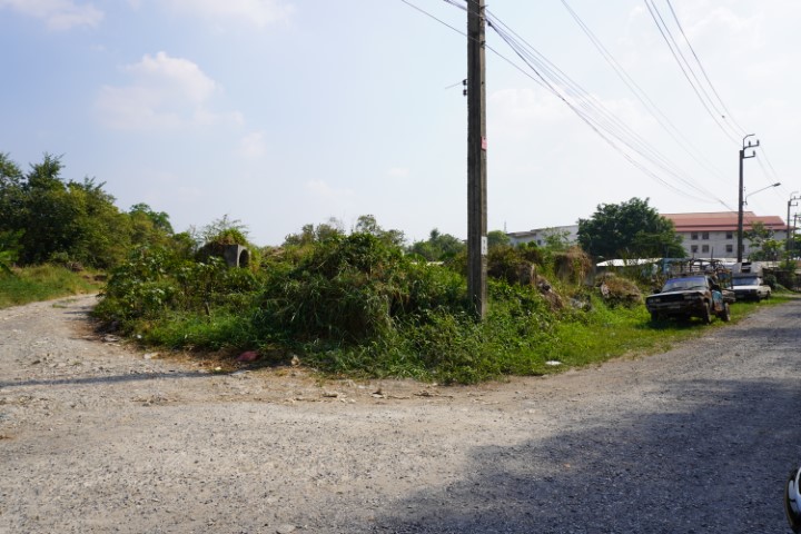 For SaleLandNawamin, Ramindra : Land for sale on main sukhaphiban 5 road area 25-3-22 rai