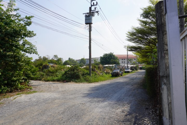 For SaleLandNawamin, Ramindra : Land for sale on main sukhaphiban 5 road area 25-3-22 rai