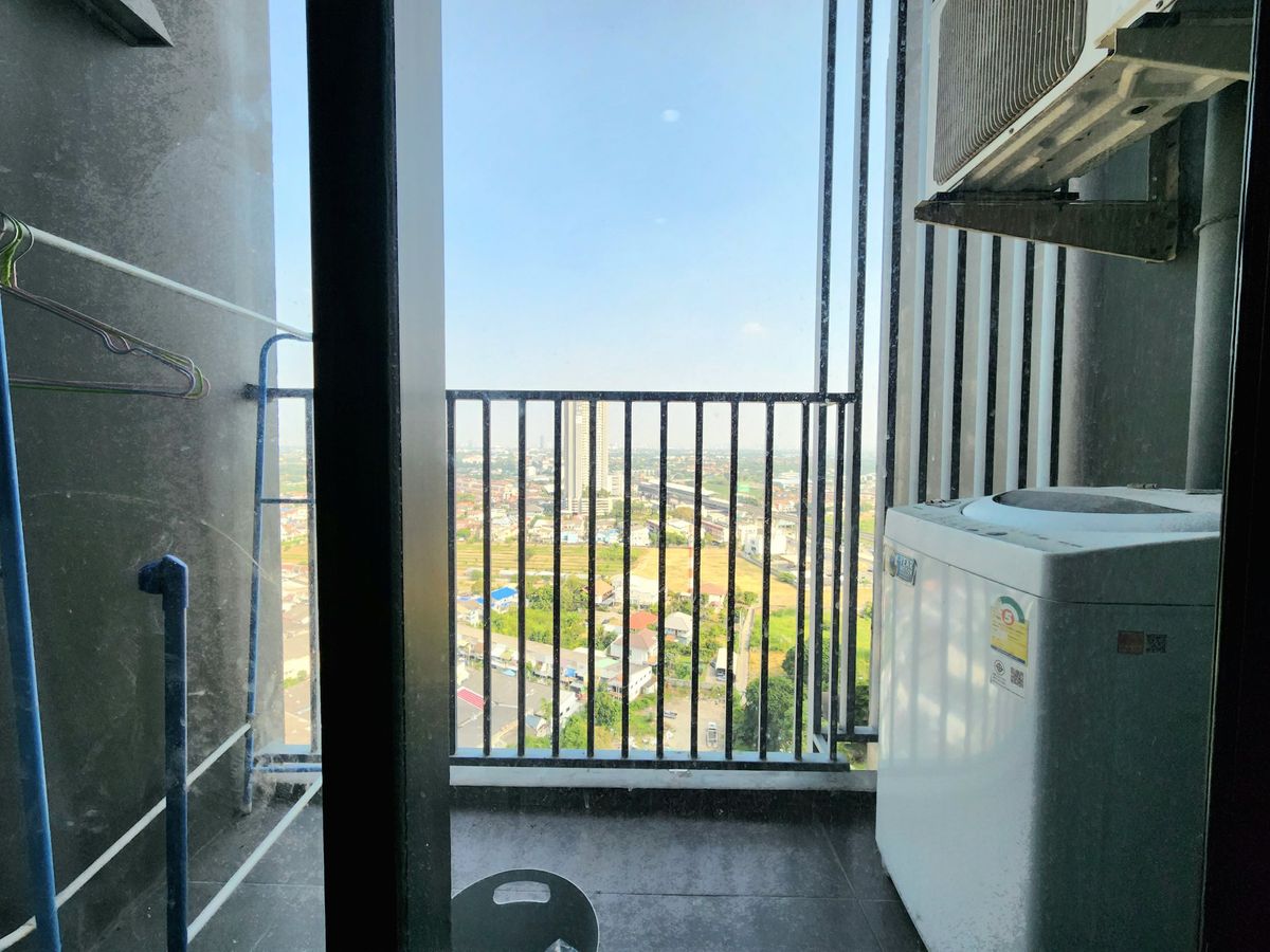 For RentCondoNonthaburi, Bang Yai, Bangbuathong : Status as shown in the cover photo**Vacant room, newly purchased washing machine** For rent, Plum Central Phase 1!! Real room photos, real sound!! East view, morning sun is not hot SN490.46