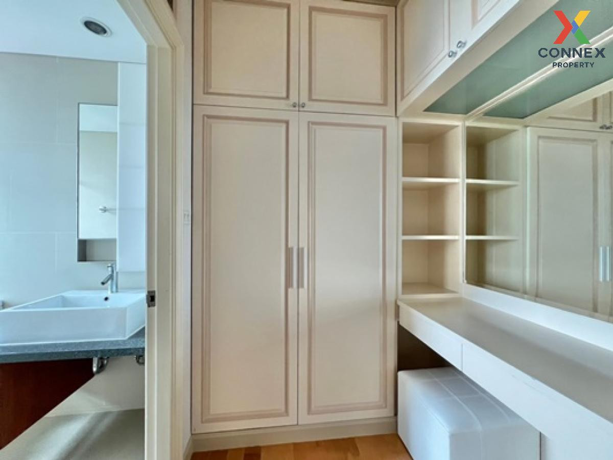 For SaleCondoWongwianyai, Charoennakor : For Sale Condo , Villa Sathorn , nice view , corner unit , BTS-Krung Thon Buri , Khlong Ton Sai , Khlong San , Bangkok , CX-137198 (S)