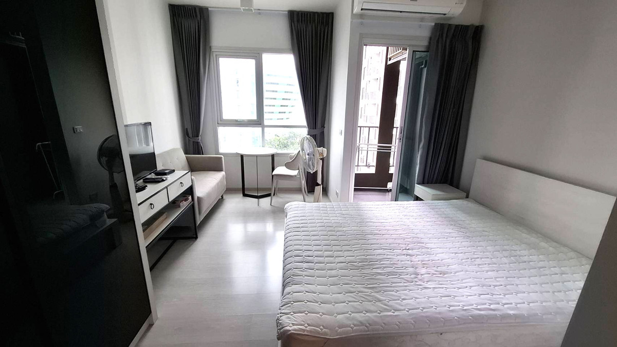 For RentCondoBang Sue, Wong Sawang, Tao Pun : (For rent) Chapter One Shine Bangpo (CHAPTER ONE SHINE Bangpo) near Yothinburana School, Bang Sue, fully furnished, with a washing machine. ready to move in