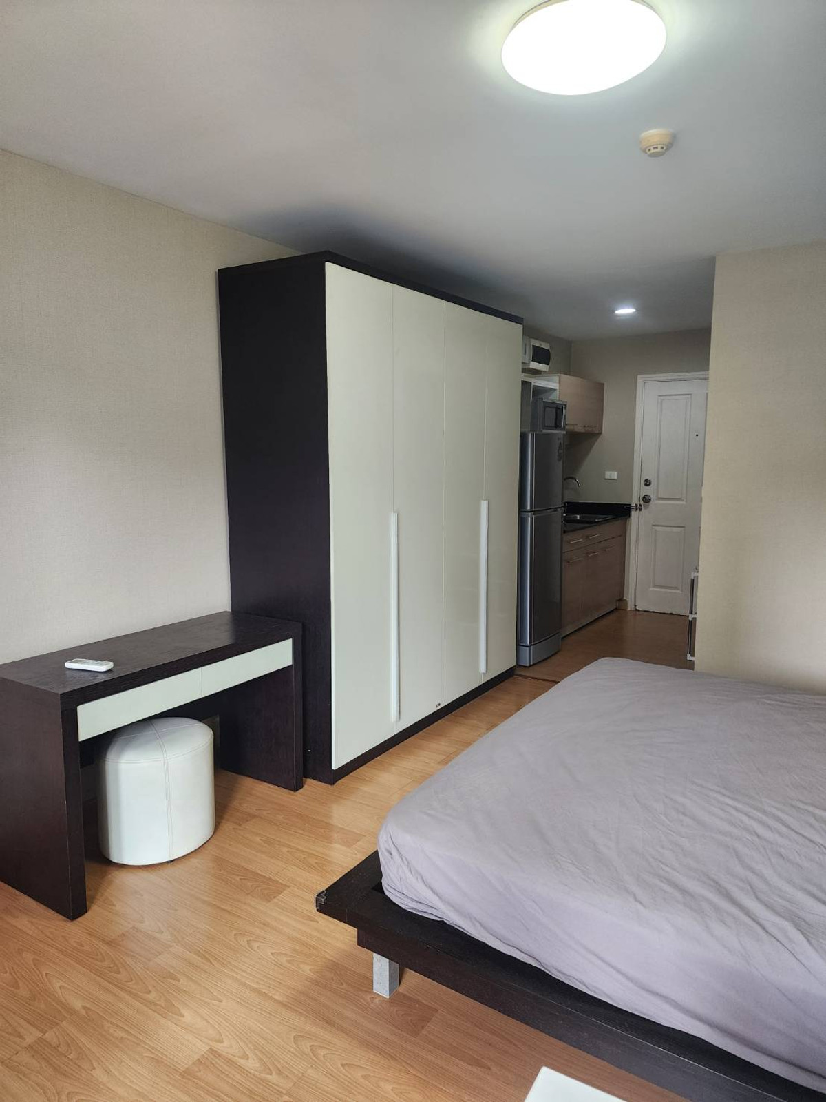 For RentCondoOnnut, Udomsuk : Near BTS On Nut, near the expressway, very convenient to travel