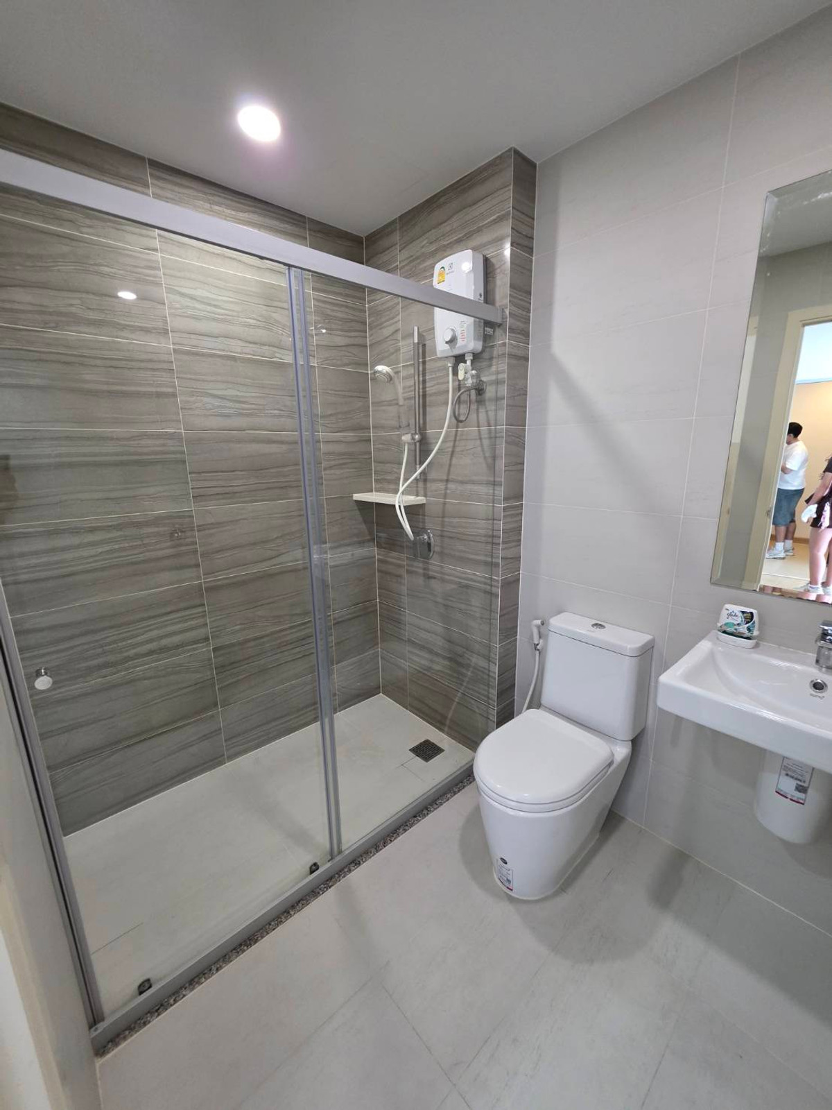 For RentCondoSamut Prakan,Samrong : ready to move in, Near BTS Pu Chao,  Supalai Veranda, Sukhumvit 117