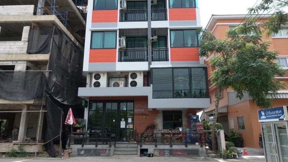 For SaleHotel&Apartment BusinessPattanakan, Srinakarin : Urgent sale, ready to run the business with a hundred thousand ++ income per month, received an award from booking.com : price 28mb