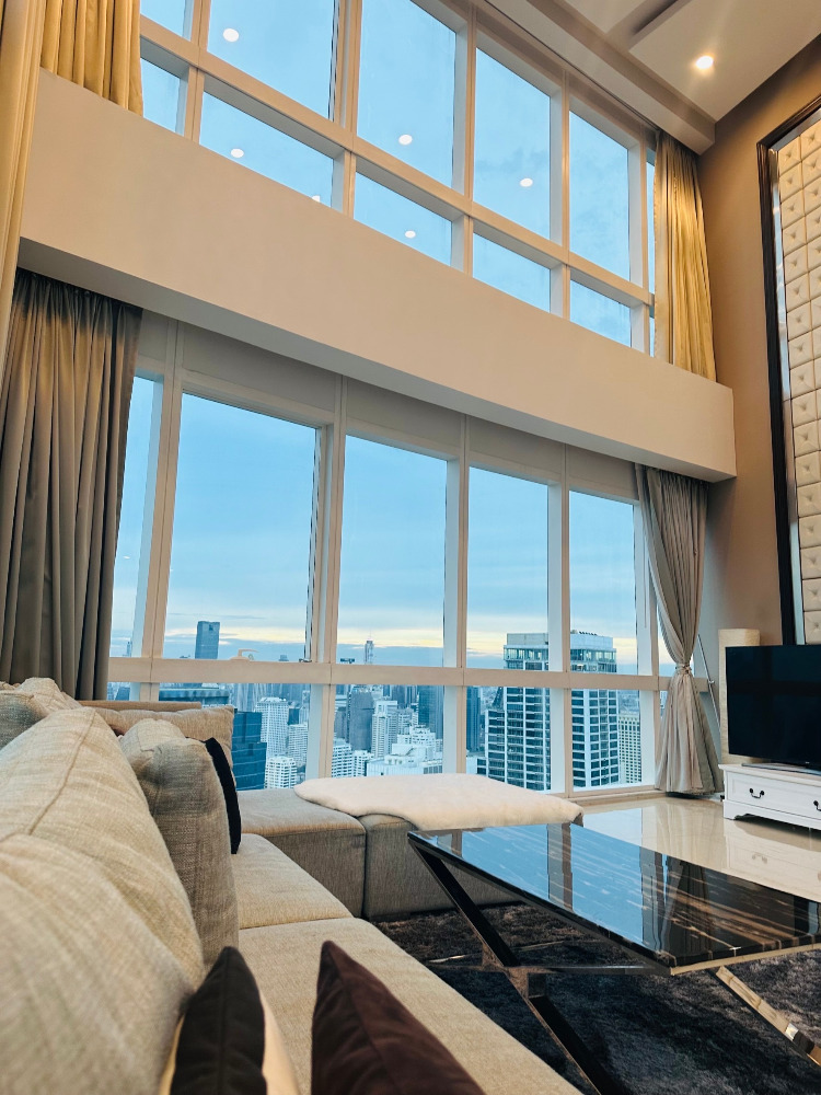 For SaleCondoSukhumvit, Asoke, Thonglor : Millennium Residence Duplex Penthouse: 325sqm 4X Floor 4bed 4bath 75,000,000 Am: 0656199198