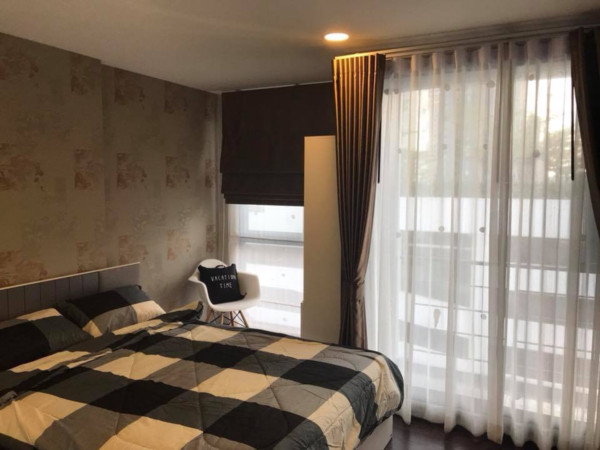 For RentCondoWongwianyai, Charoennakor : 1 bedroom for rent, fully furnished, with washing machine, 2 air conditioners, near BTS Krungthon Rent 1 Bedroom Fully Furnished !!